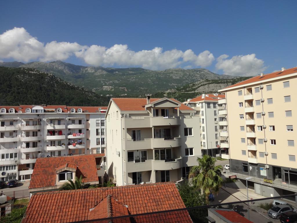 Nataliia Twister Apartment Budva Exterior foto